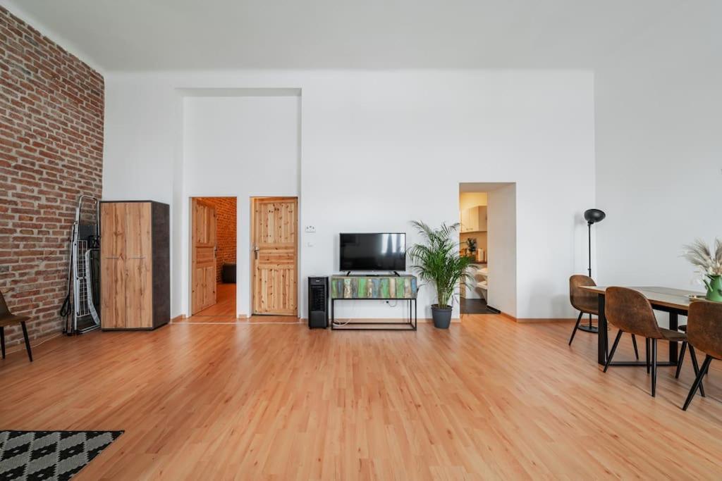 Апартаменти 117 M² Near Nussdorferstrasse Відень Екстер'єр фото